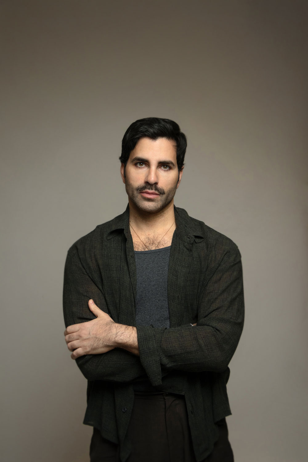 ALAN SLIM - Professional Headshot