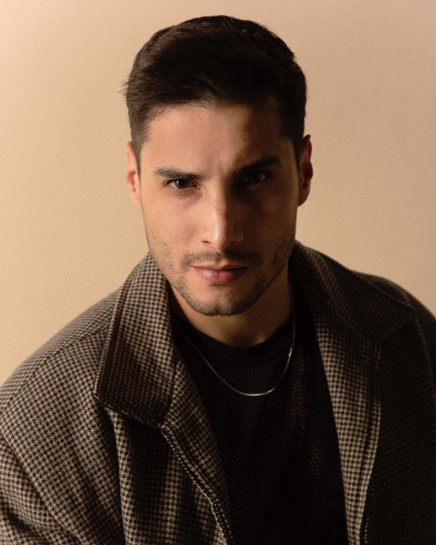ALEJANDRO PEREA - Professional Headshot