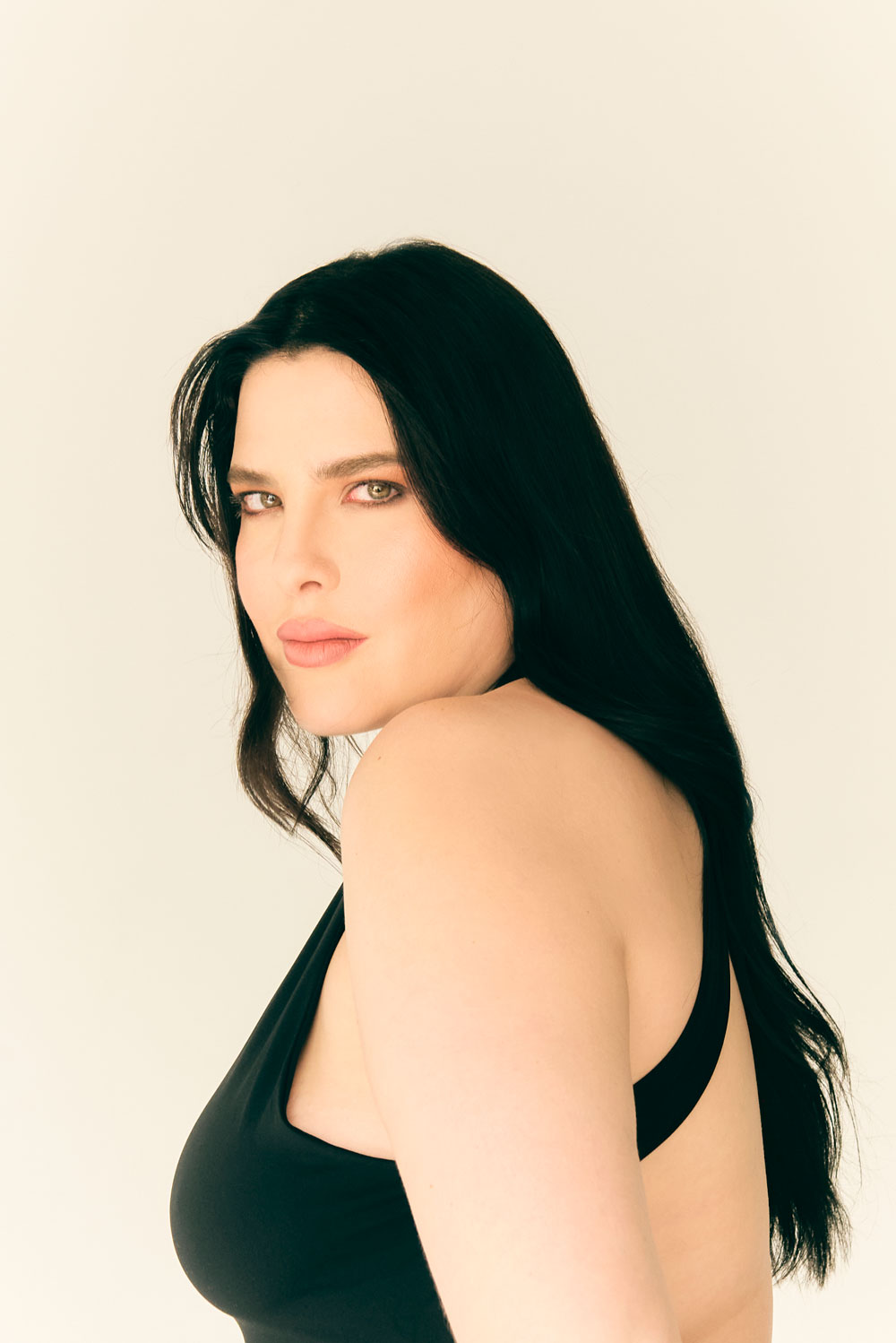 ANA CARBAJAL - Professional Headshot