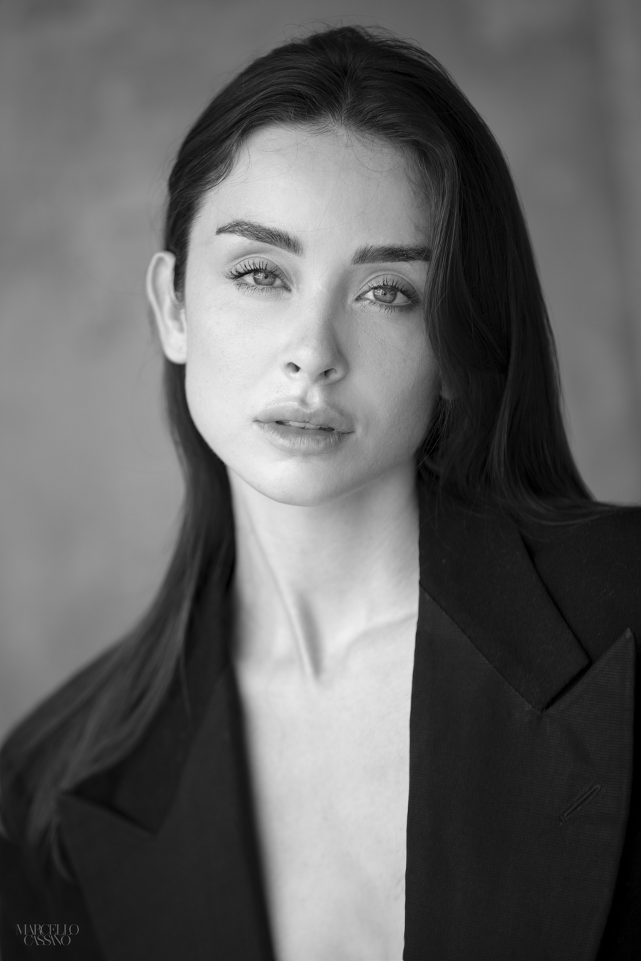 CLAUDIA BOUZA - Professional Headshot