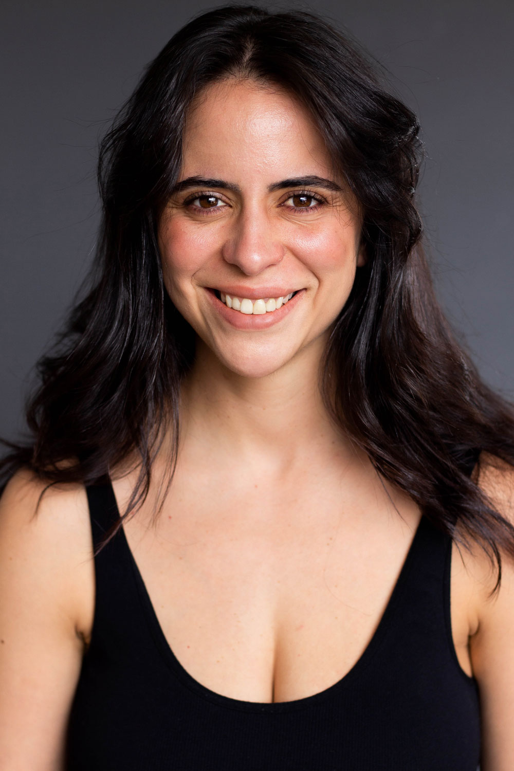 DANIELA CRISTO - Professional Headshot