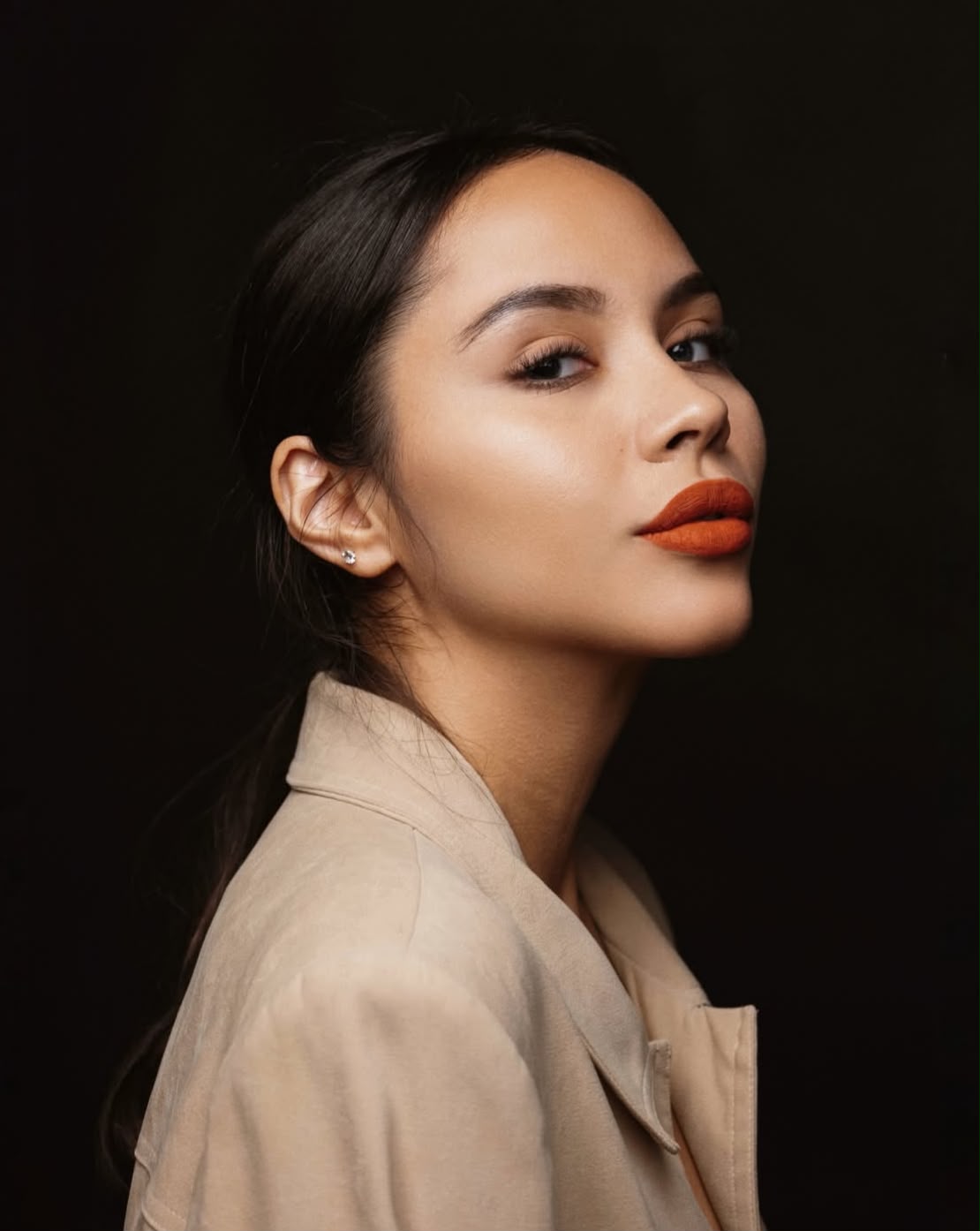 EMIRÉ ARELLANO - Professional Headshot