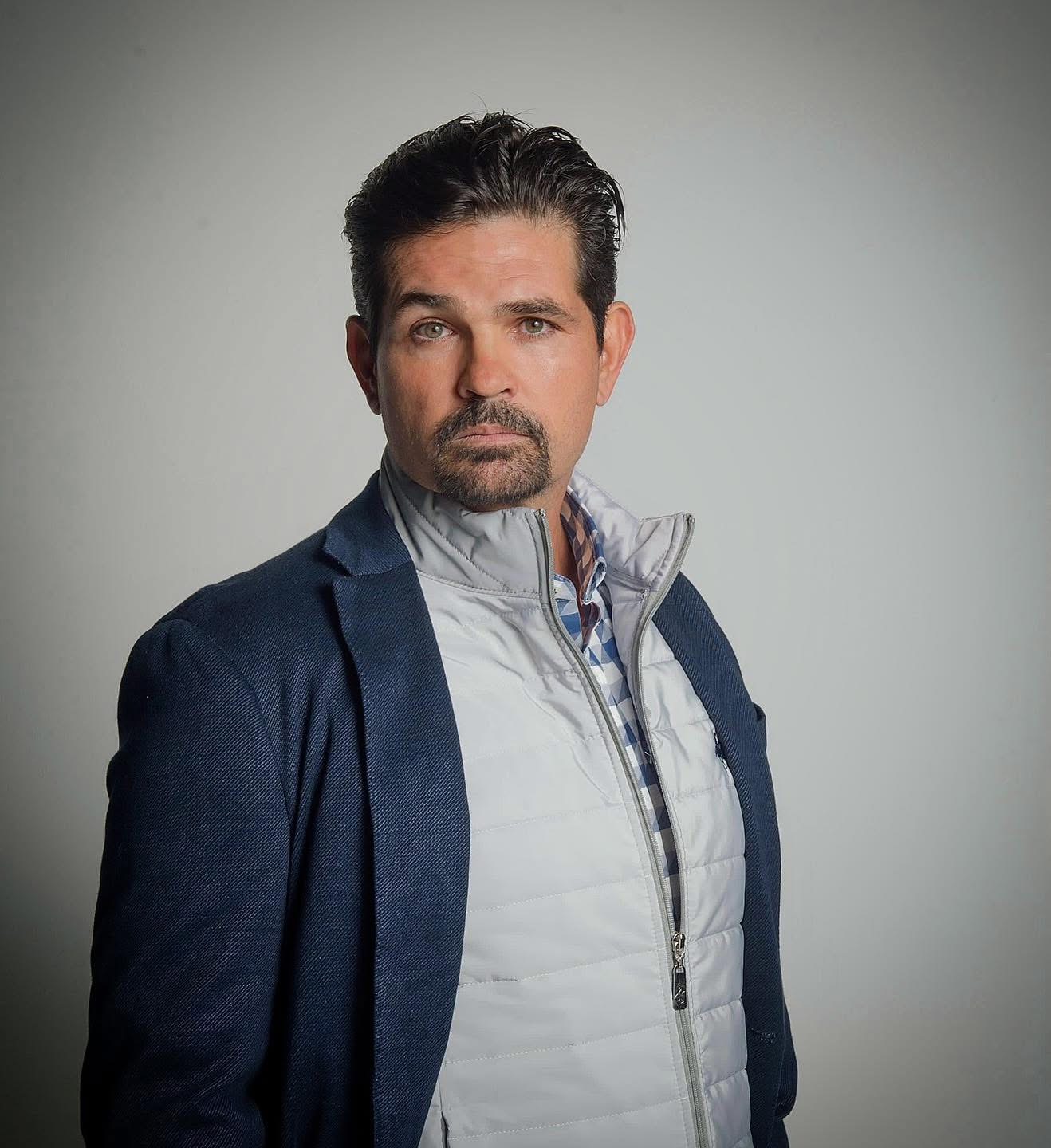Ferdinando Valencia - Professional Headshot