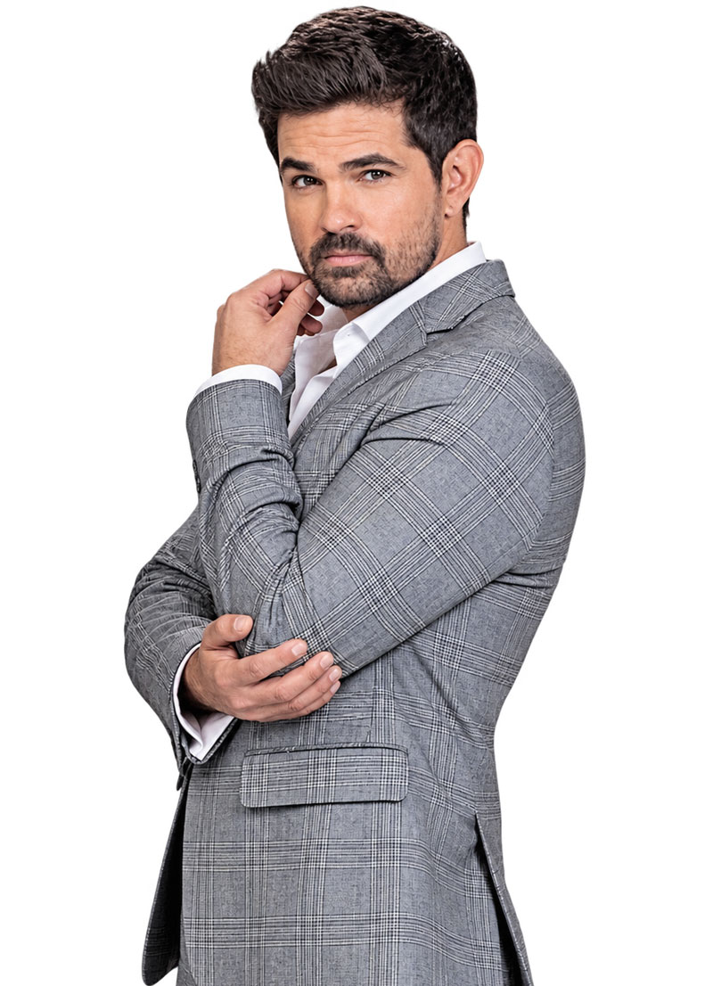 Ferdinando Valencia - Professional Headshot