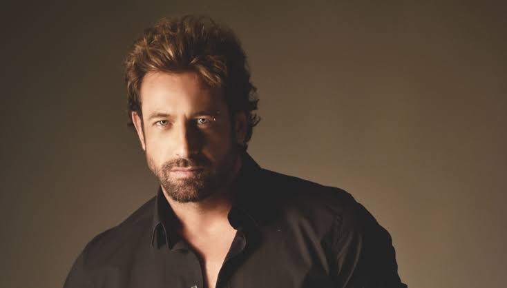 Gabriel Soto - Professional Headshot