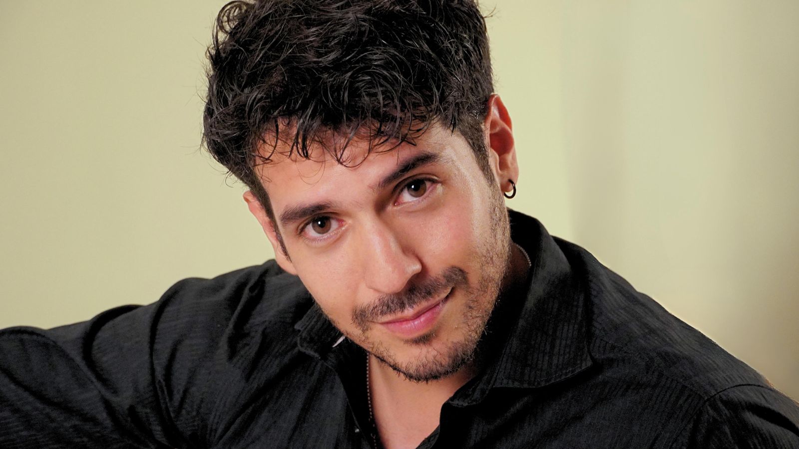 JAVIER JARA - Professional Headshot