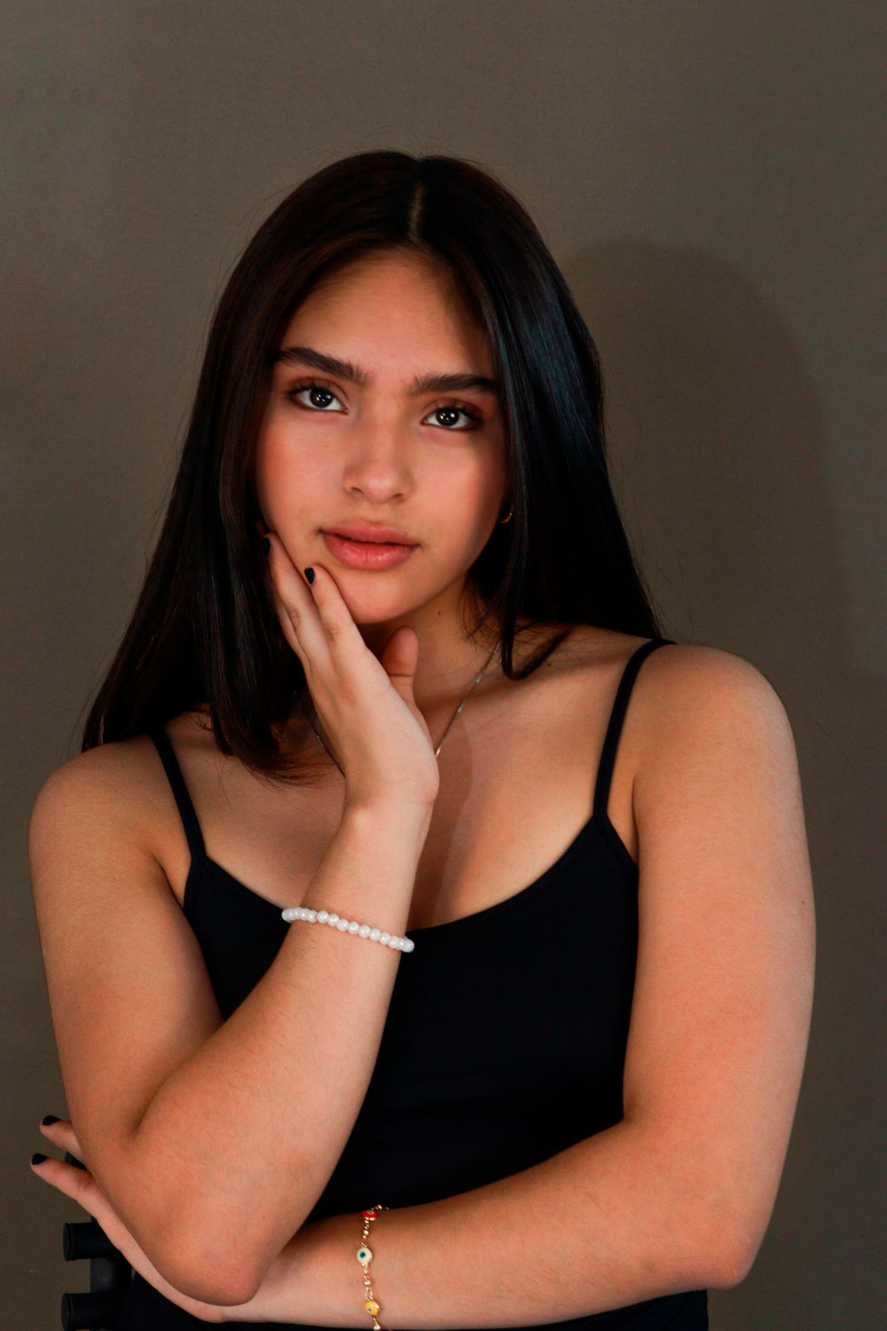 JENNIFER TREJO - Professional Headshot