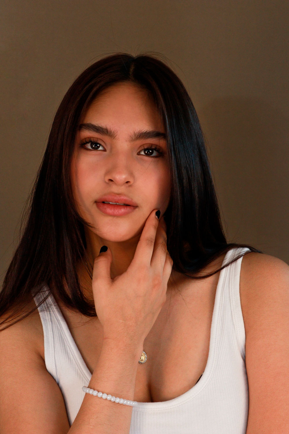 JENNIFER TREJO - Professional Headshot