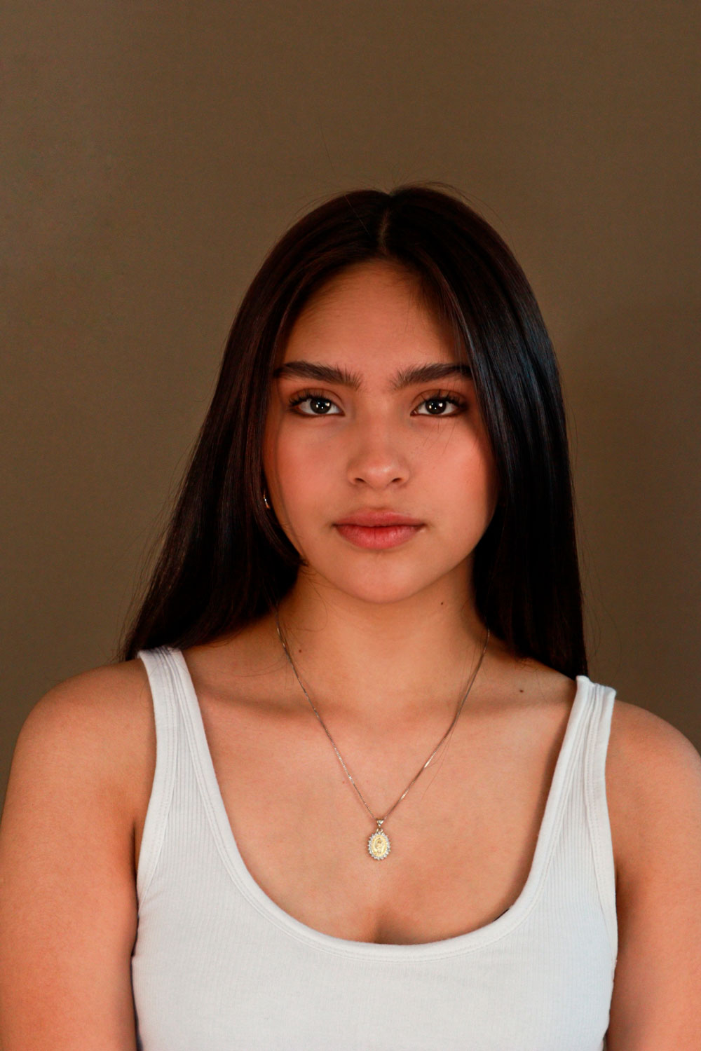 JENNIFER TREJO - Professional Headshot