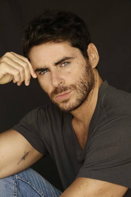 JOSÉ MARÍA GALEANO - Professional Headshot