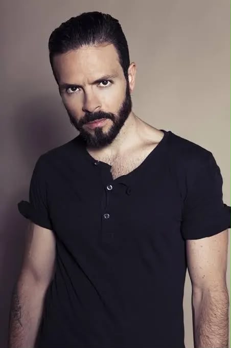 JOSÉ MARÍA TORRE - Professional Headshot