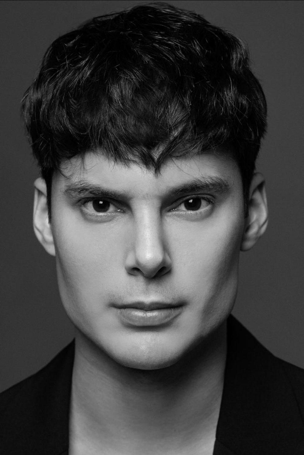 JUAN JOSÉ TRUJILLO - Professional Headshot