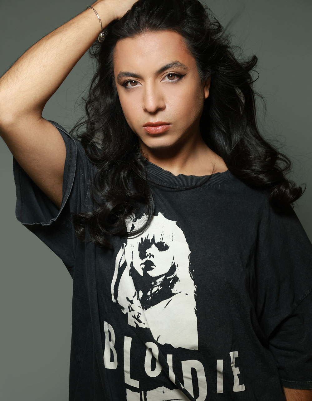 LUIS MUNGUÍA - Professional Headshot