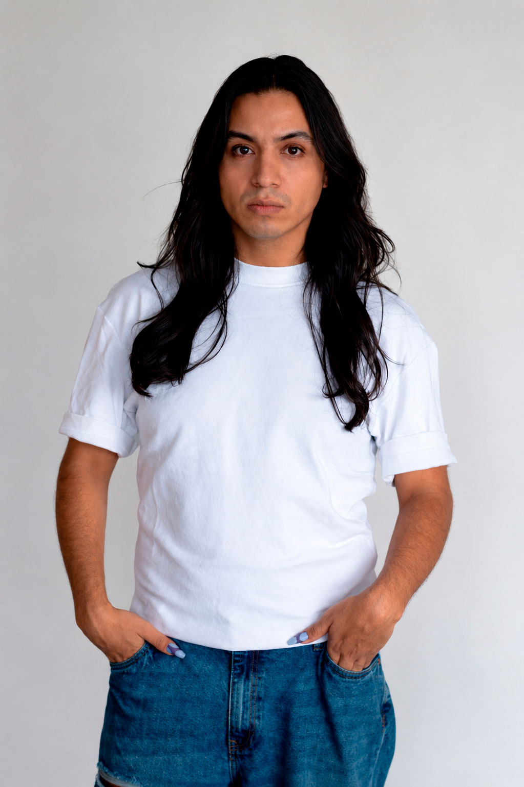LUIS MUNGUÍA - Professional Headshot