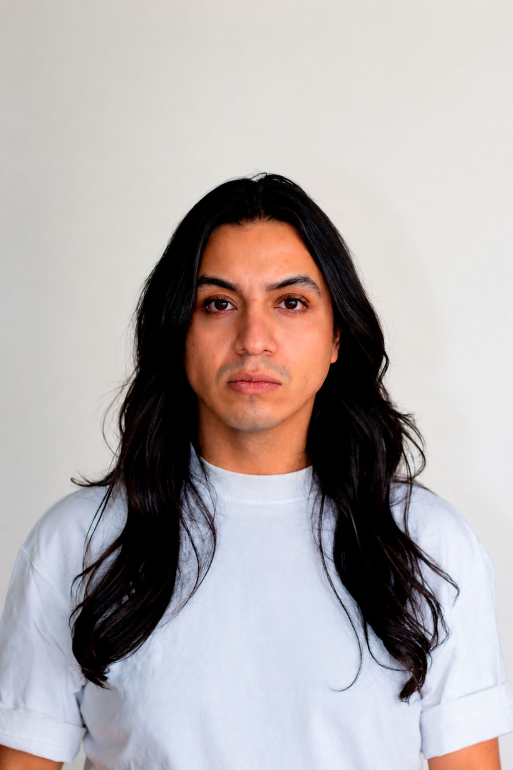LUIS MUNGUÍA - Professional Headshot