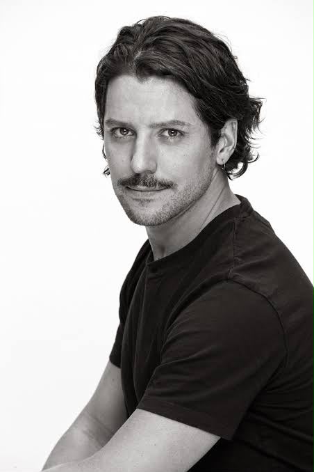 LUIS ROMANO - Professional Headshot