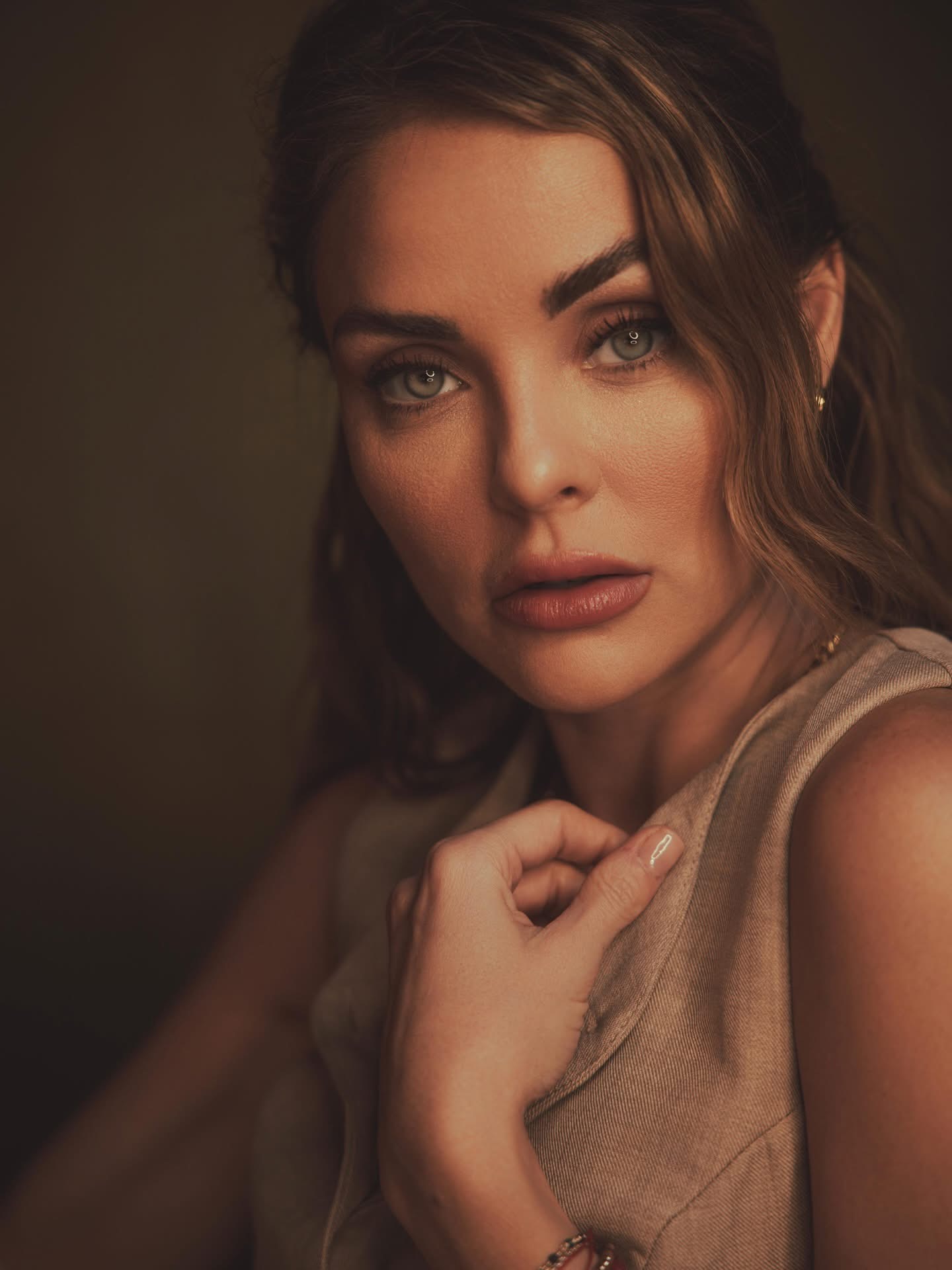 MARILUZ BERMÚDEZ - Professional Headshot