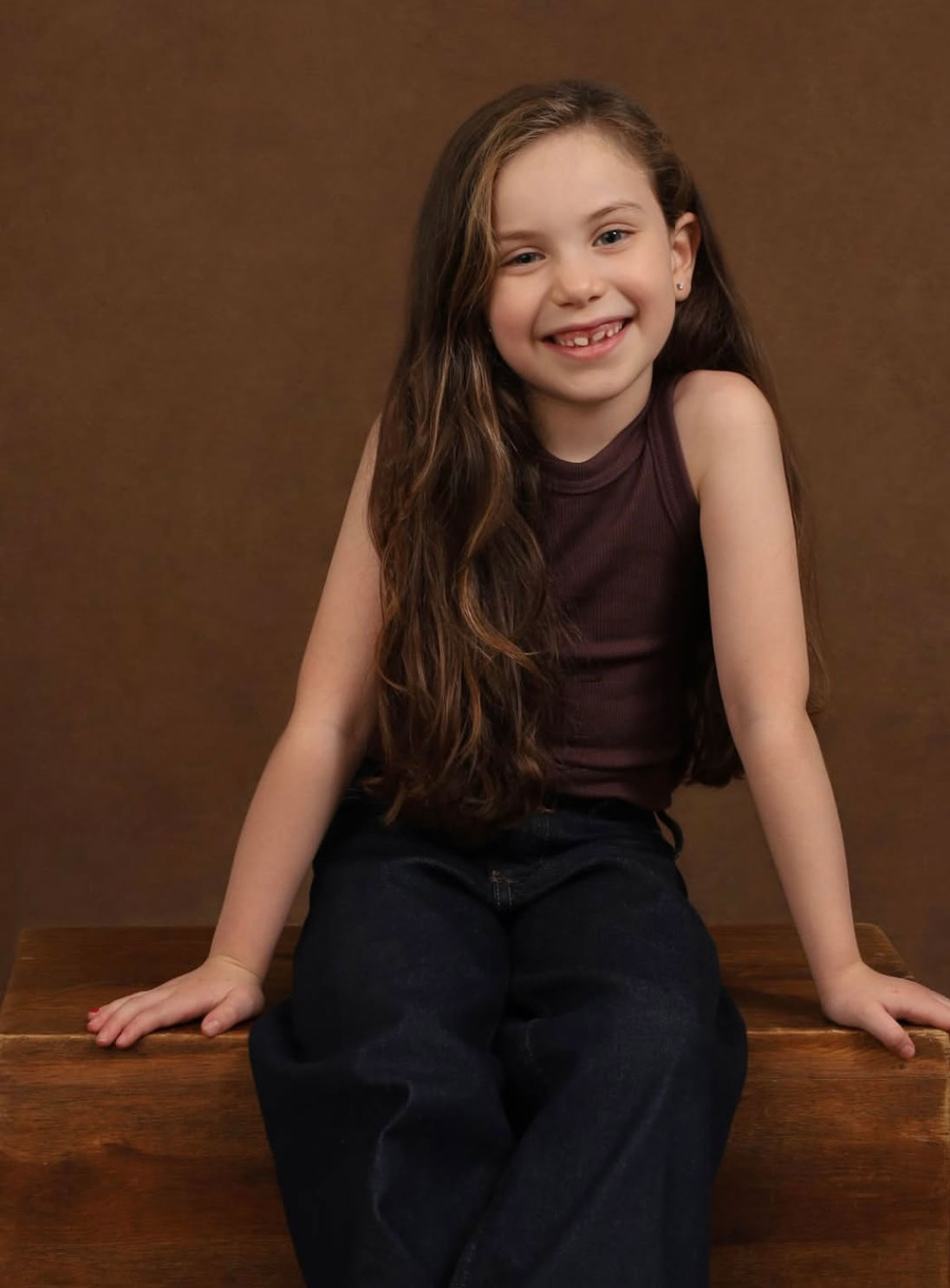 OLIVIA ARAY - Professional Headshot
