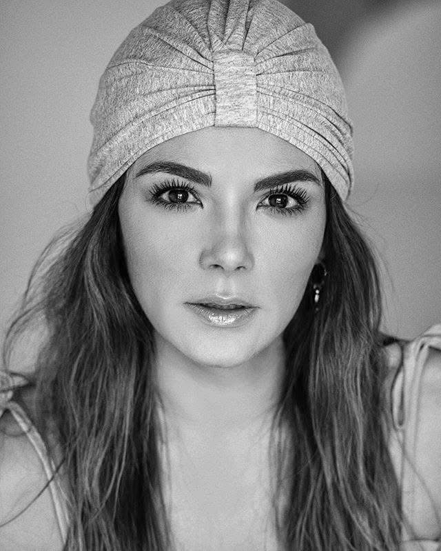 ROSSANA NÁJERA - Professional Headshot