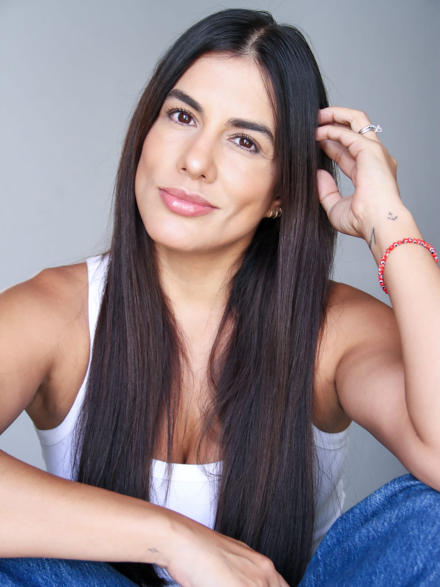 TANIA LIZARDO - Professional Headshot