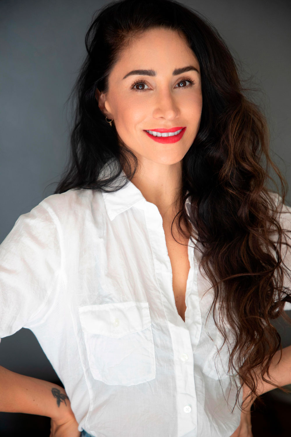THANYA LÓPEZ - Professional Headshot