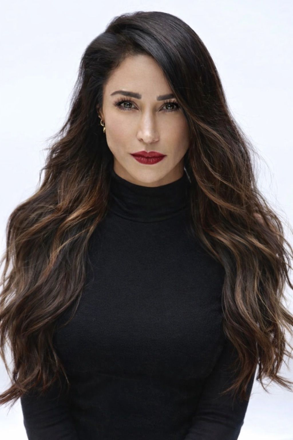 THANYA LÓPEZ - Professional Headshot