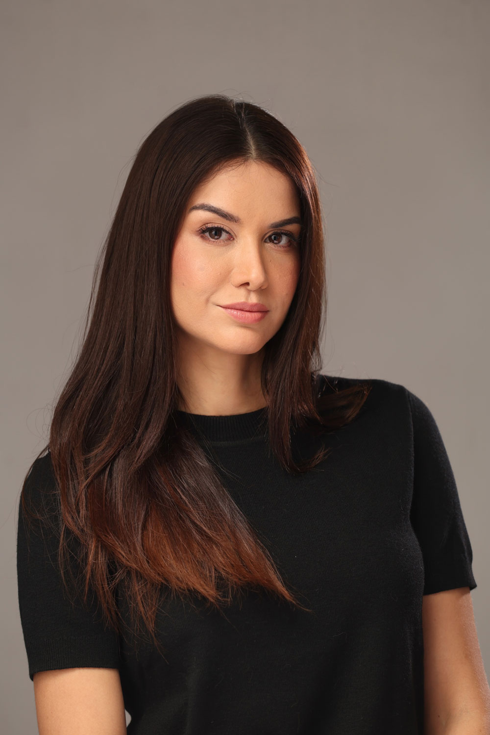 VIRGINIA ÁLVAREZ - Professional Headshot